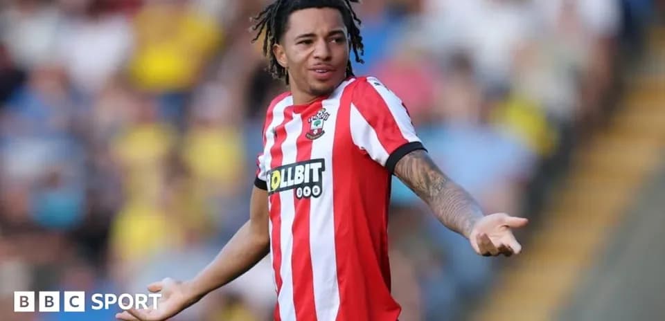 Player gesturing during Southampton match