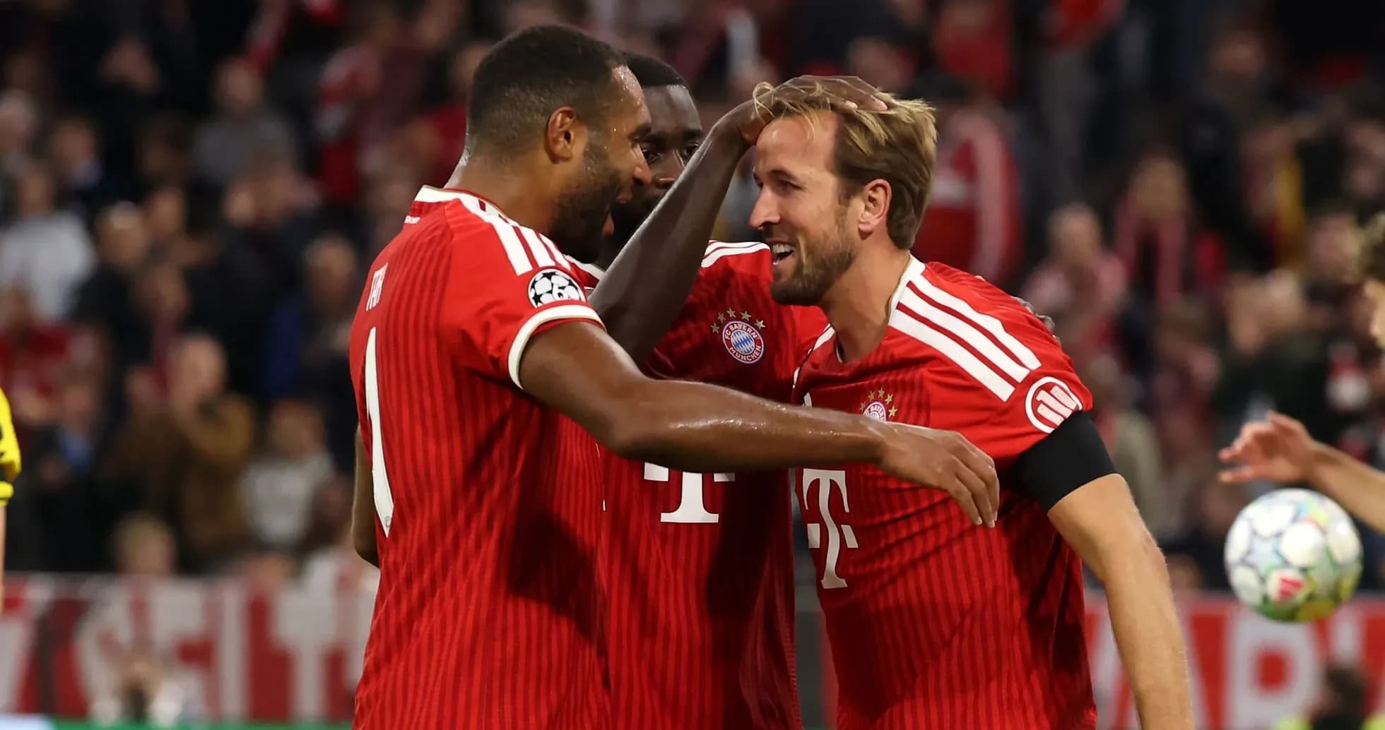 Bayern Munich players celebrating a goal together