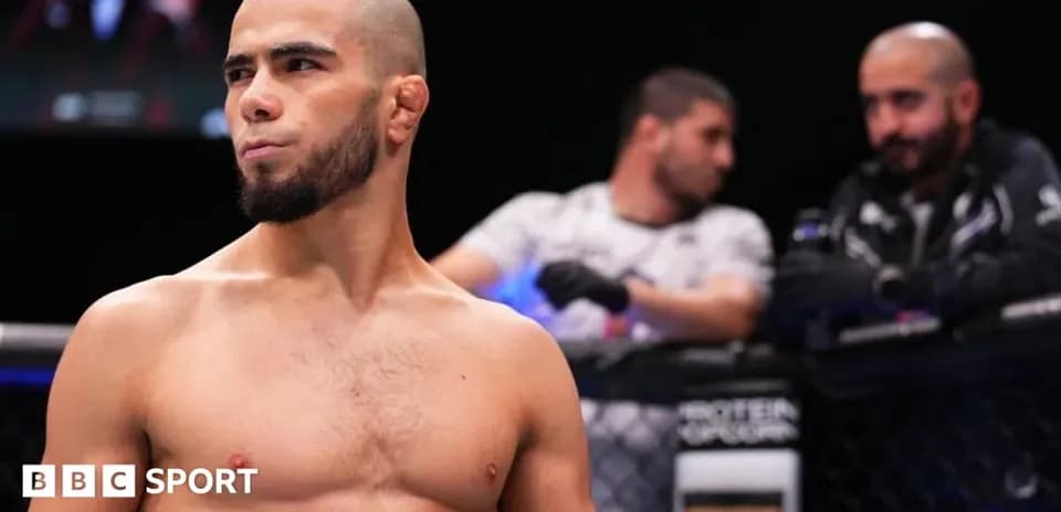 Fighter preparing in the cage before match