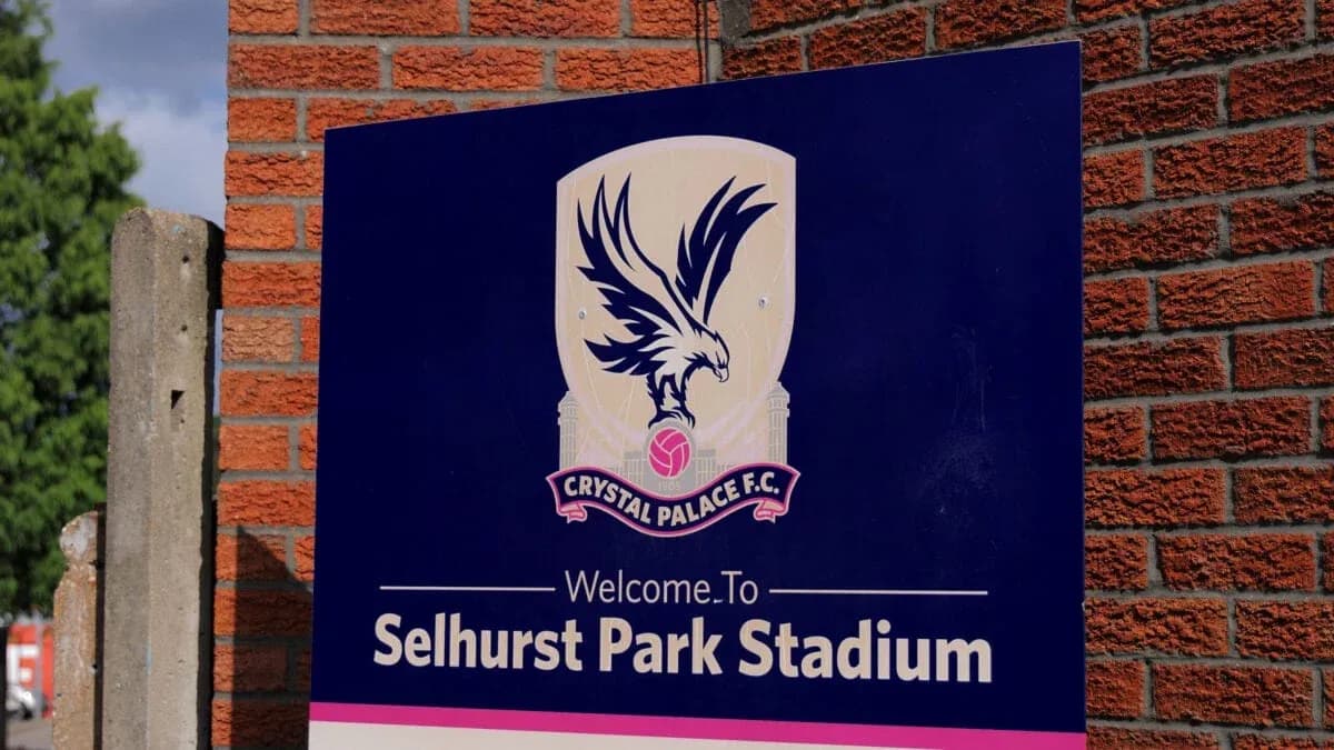 Sign welcoming to Selhurst Park Stadium