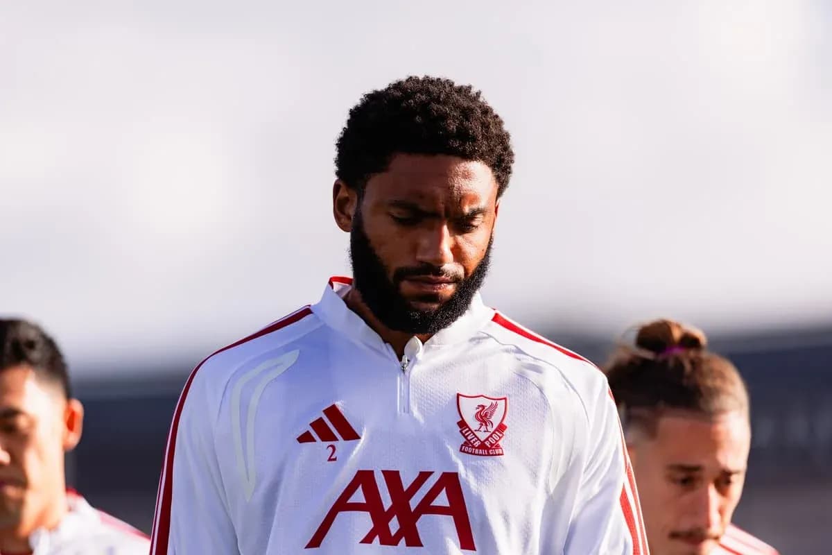 Player in Liverpool kit during team moment