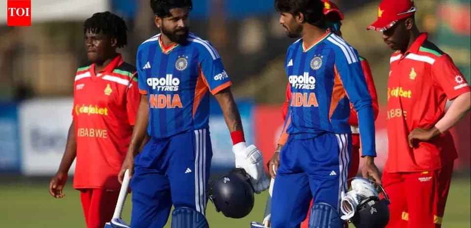 Indian and Zimbabwean players during cricket match