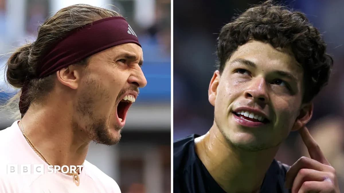 Two tennis players reacting during a match