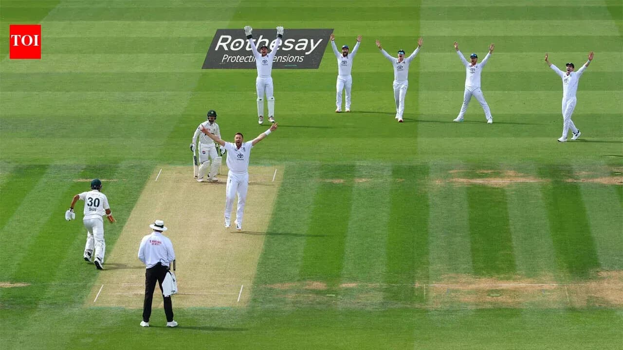 Cricket players appealing for a wicket during match