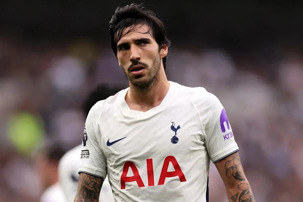 Player in Tottenham jersey on the field