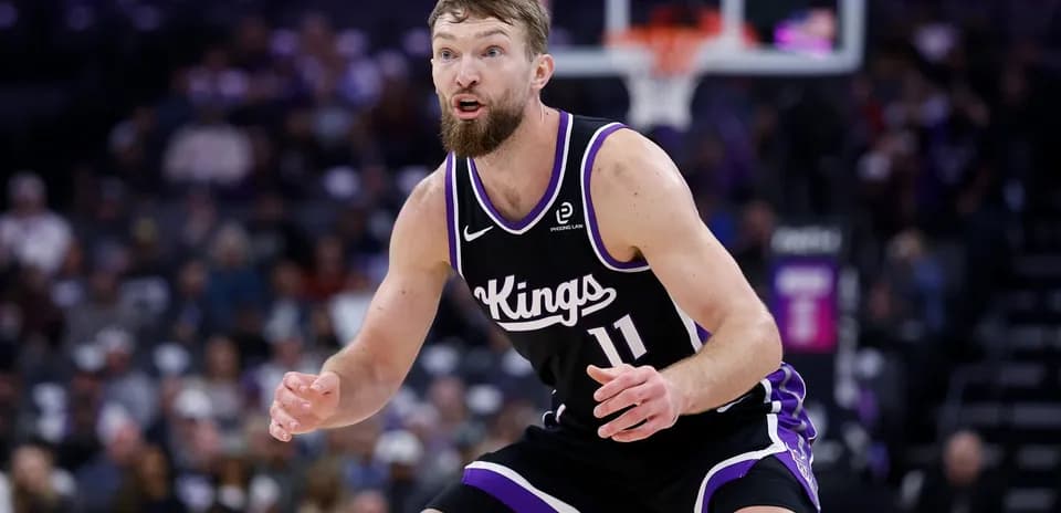 Player defending during a Sacramento Kings game