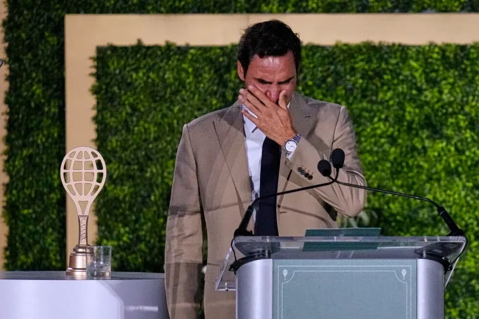 Roger Federer speaking at emotional farewell event Roger Federer speaking at emotional farewell event