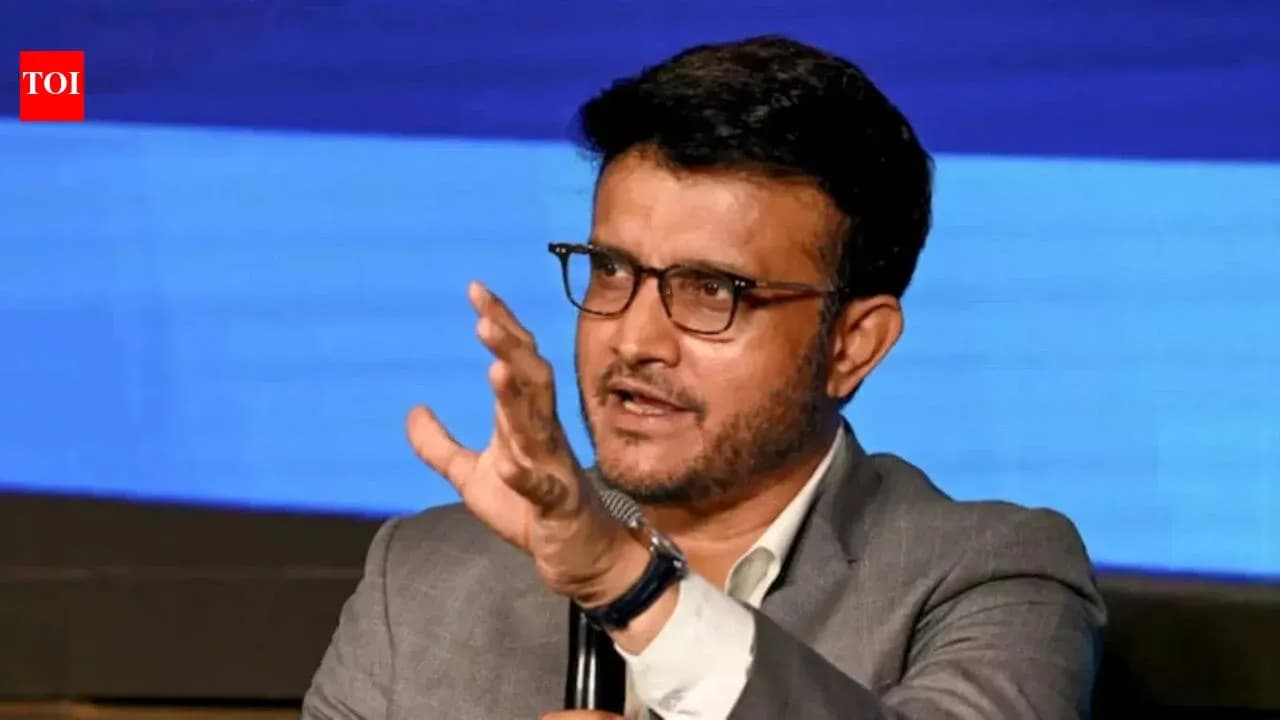 Speaker gesturing during a discussion at event Speaker gesturing during a discussion at event